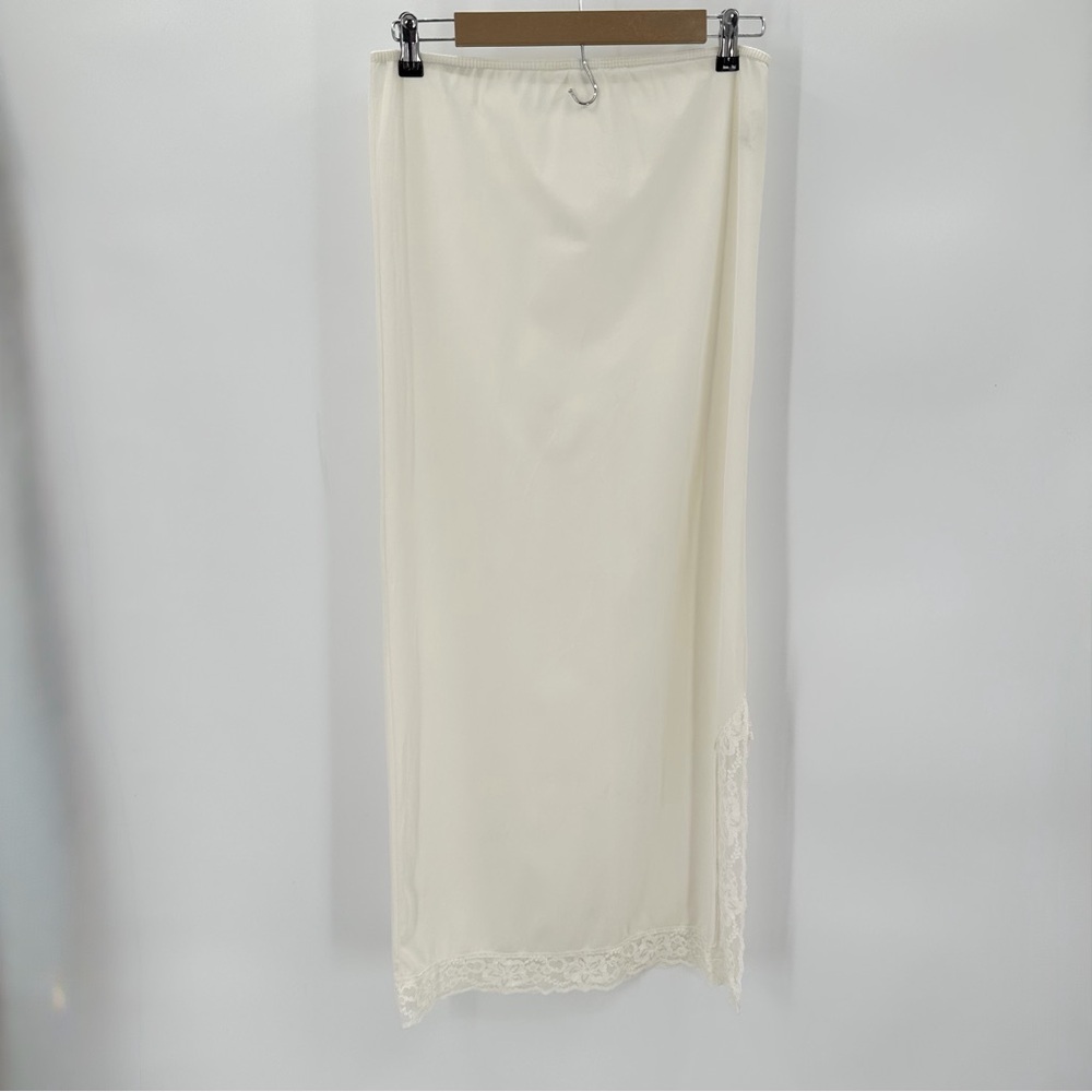 Vintage Slip LANE BRYANT TALL SHOP Nylon Half Size Med Cream Lace Trim READ